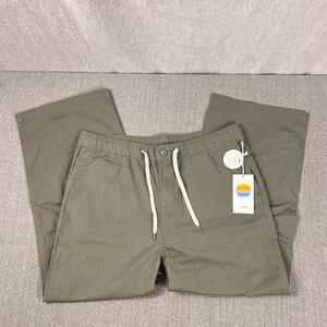 NWT Womens Vuori Ripstop Wide Leg Army Green Cropped Pants Sz XL Hiking Utility